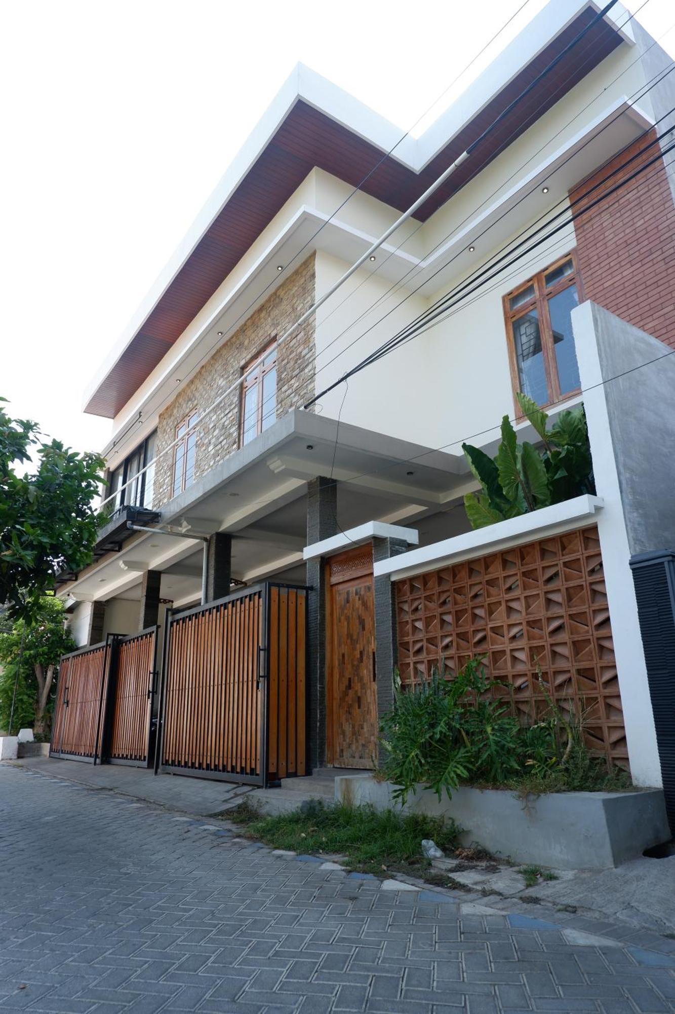 Bromo Venture Hostel โปรโบลิงโก ภายนอก รูปภาพ